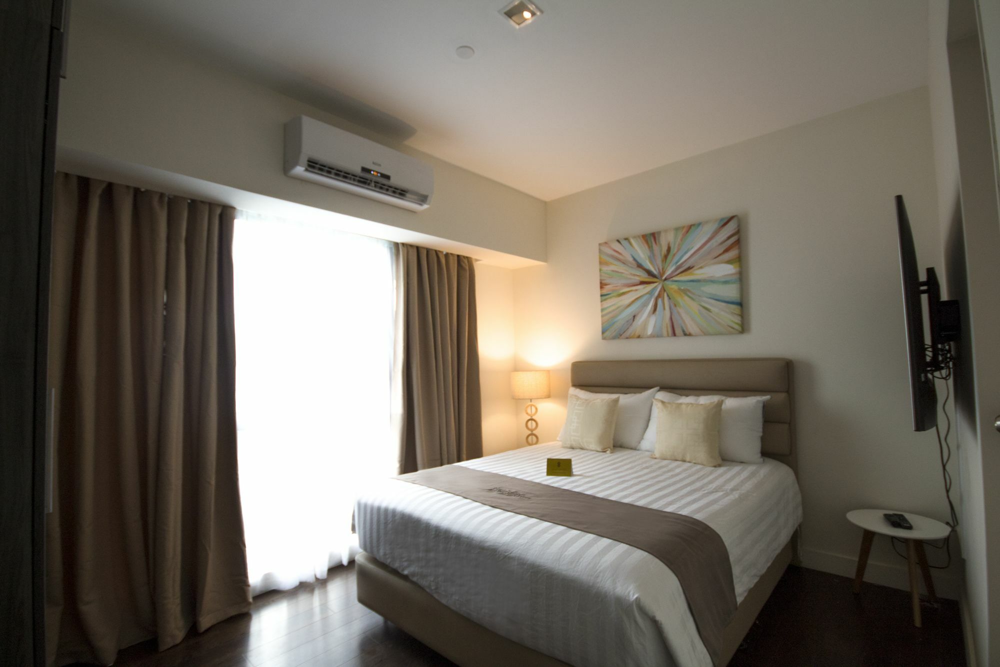 Siglo Suites @ The Acqua Private Residences Mandaluyong Ngoại thất bức ảnh