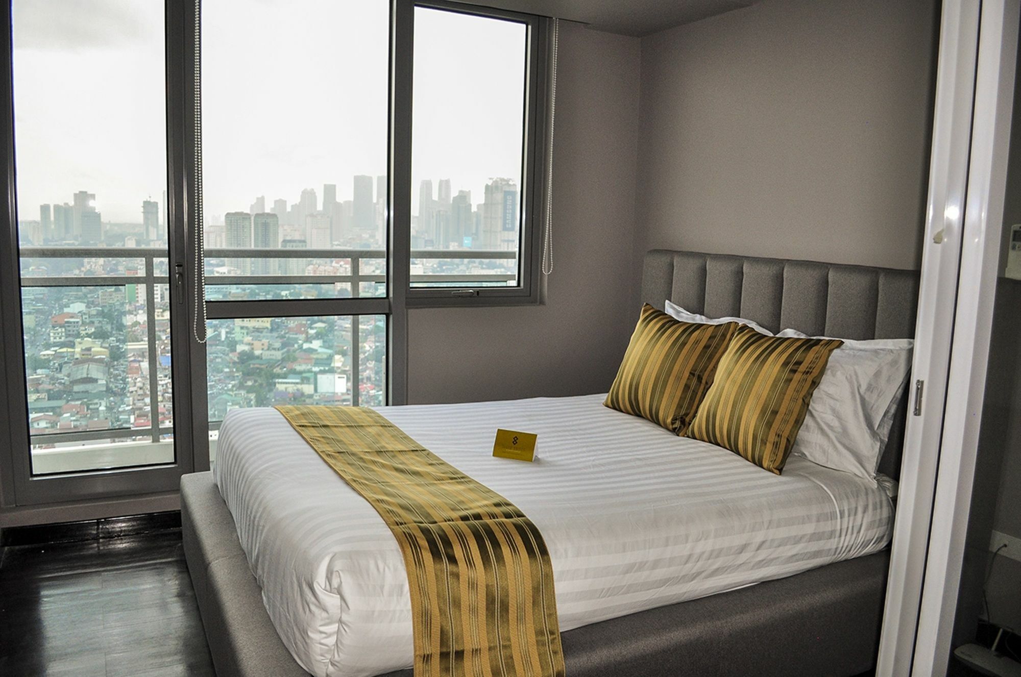 Siglo Suites @ The Acqua Private Residences Mandaluyong Ngoại thất bức ảnh